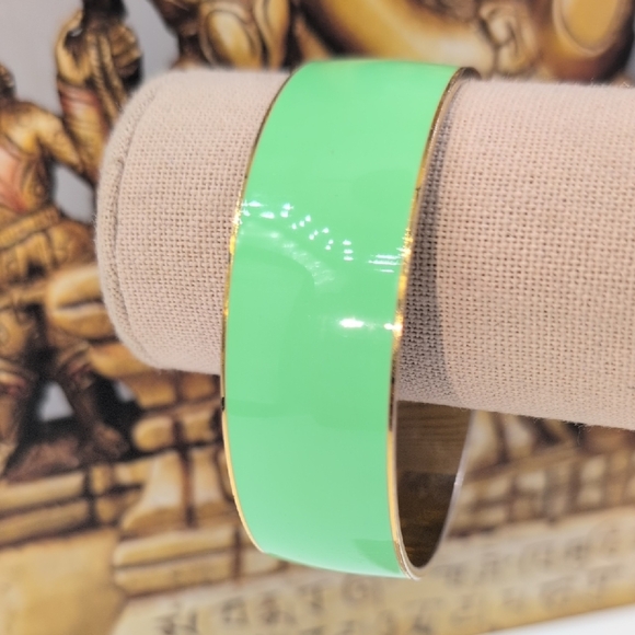 J. Crew Mint Green Gold-Tone Circular Bangle Bracelet - Picture 1 of 7